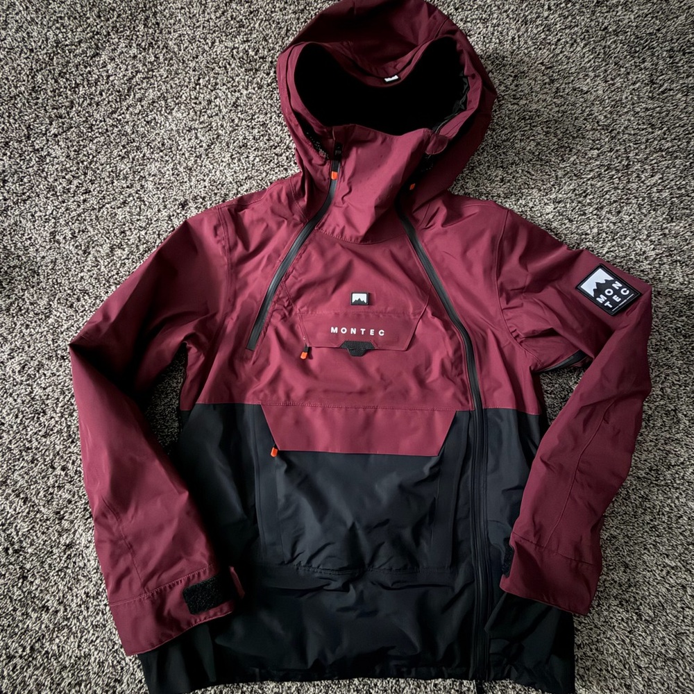 Montec Doom Woman’s Burgundy and Black Ski Jacket Size Medium - Picture 4 of 8